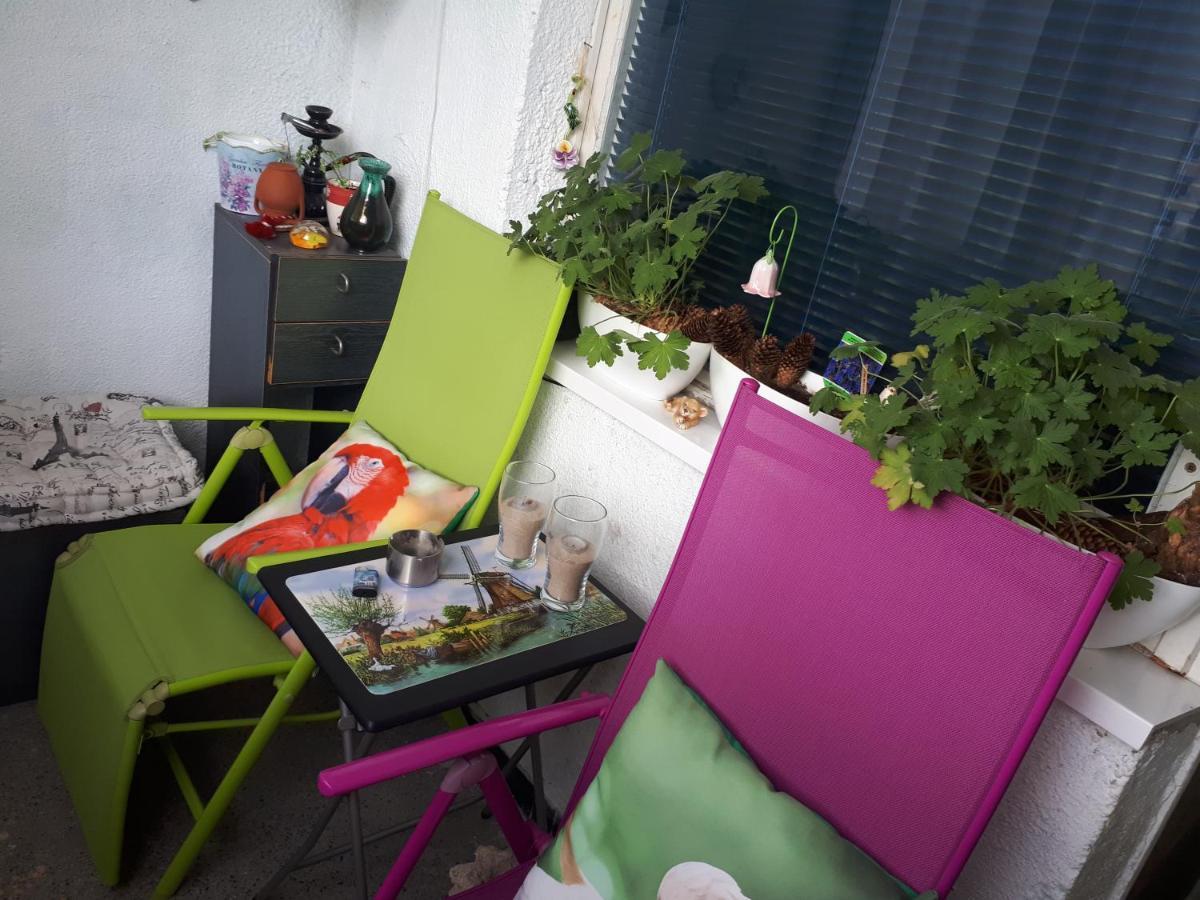2 Bedrooms With Private Bath And Balcony Near The Airport Sofia Exterior photo