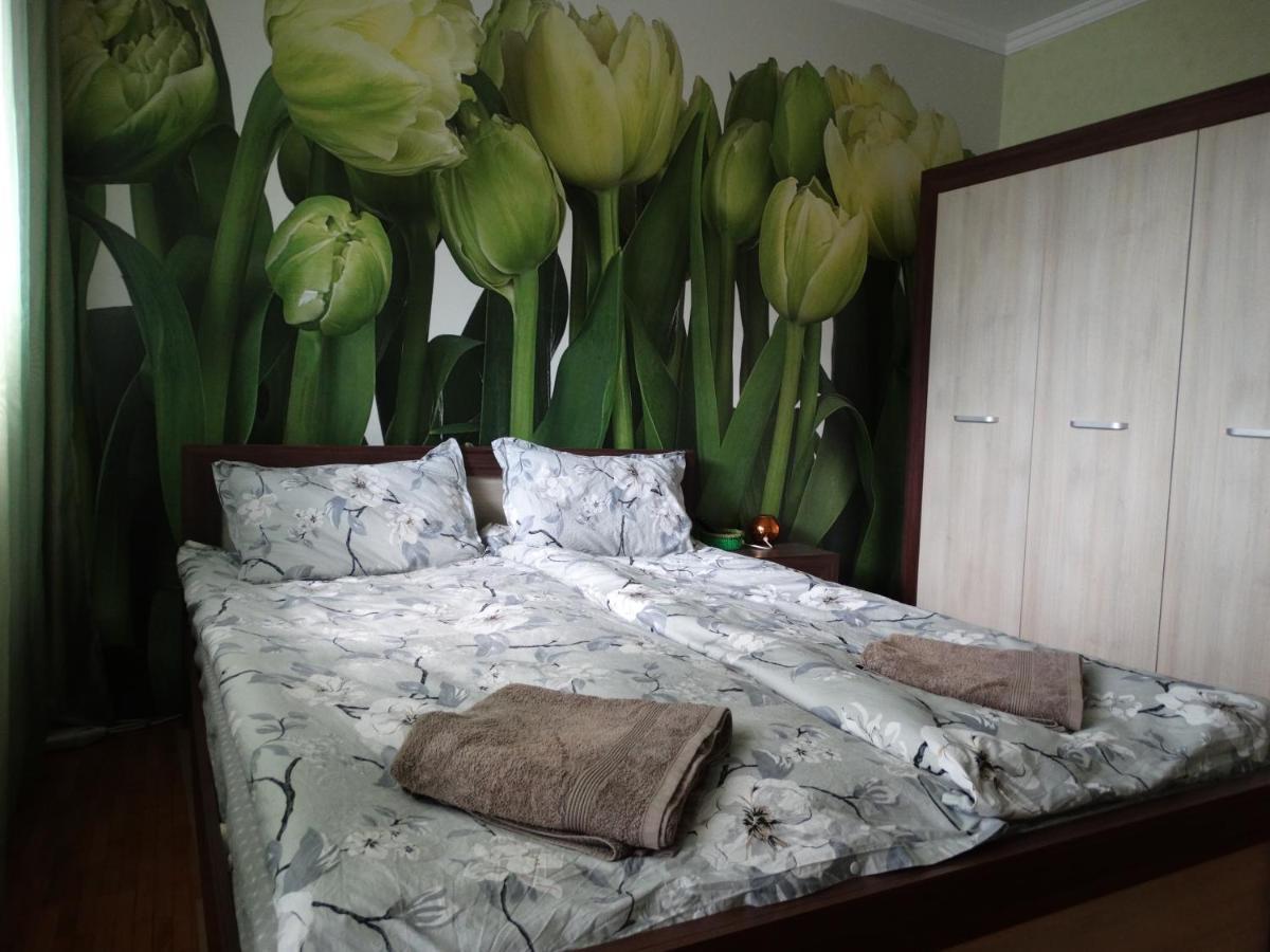 2 Bedrooms With Private Bath And Balcony Near The Airport Sofia Exterior photo
